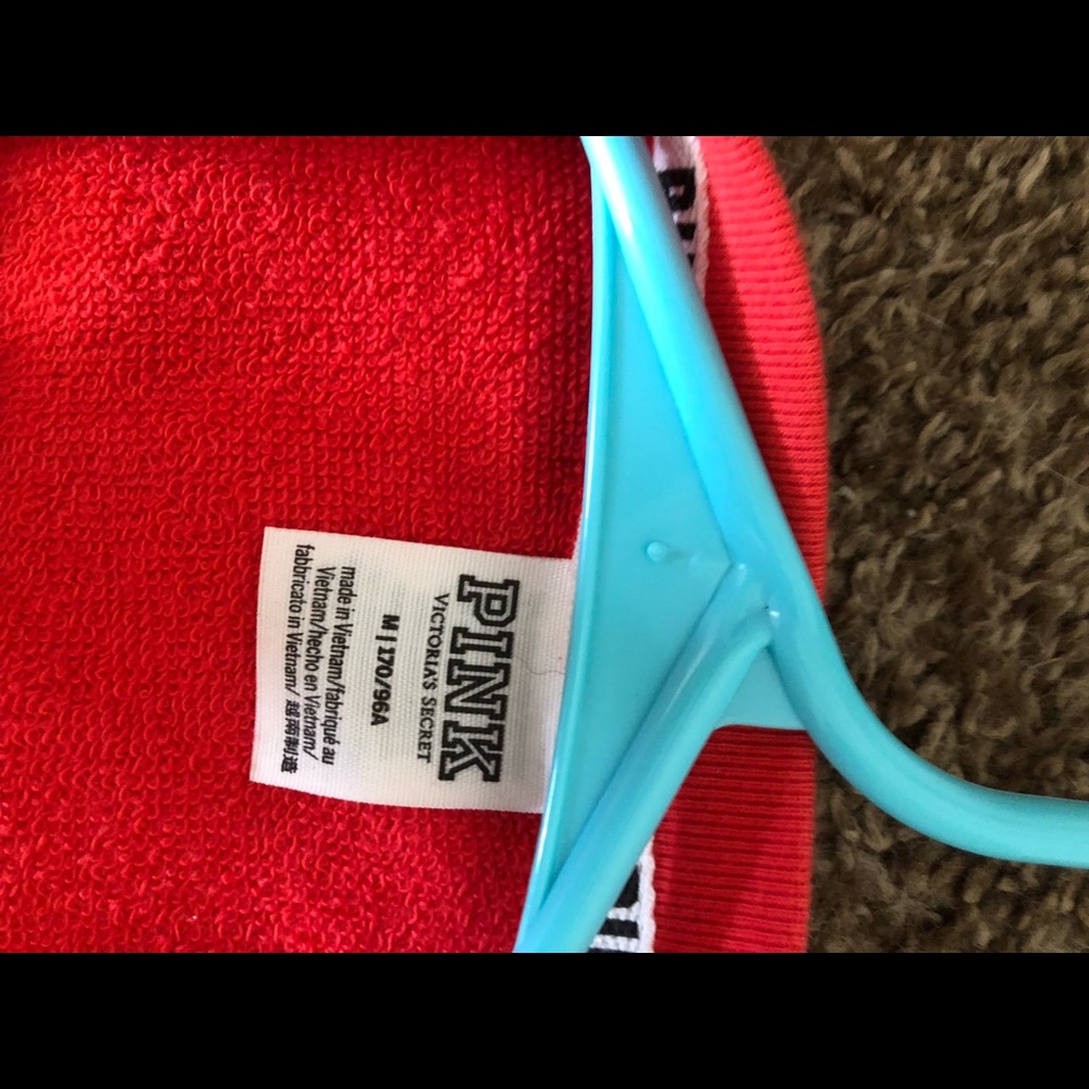 Vs outfit - Picture 4 of 5